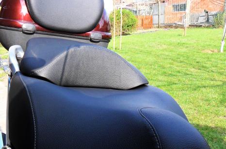 Aprilia Scarabeo ülés